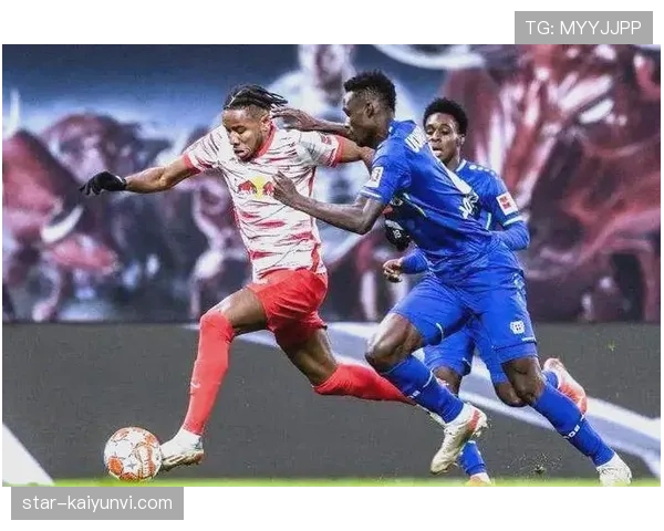 恩昆库在法国国家队的轮换竞争与定位困境